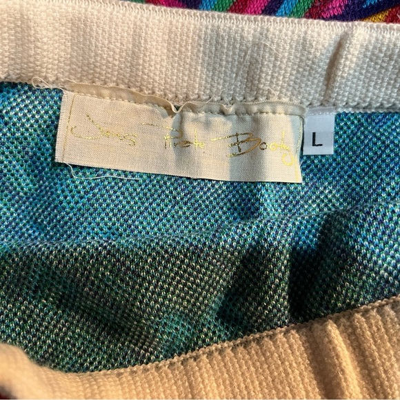 Jens Pirate Booty boho Gypsy crochet  90s skirt revolve style size Large - Picture 3 of 3